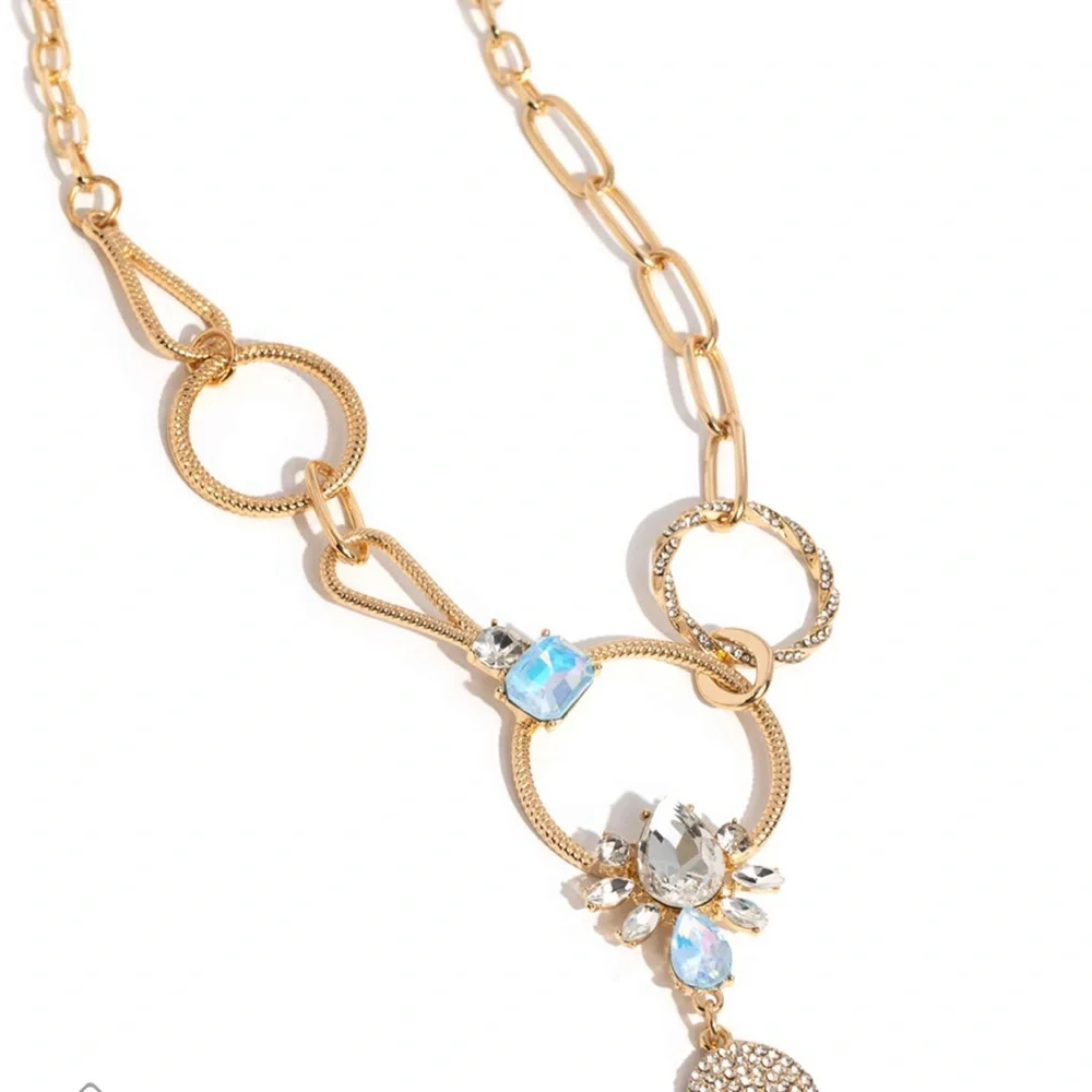 Set - Picture 2 of 8